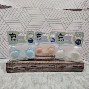 Tommee Tippee Nighttime Glow Pacifiers 0–6M BPA Free LOT OF‎ 3 (6 Total) NEW